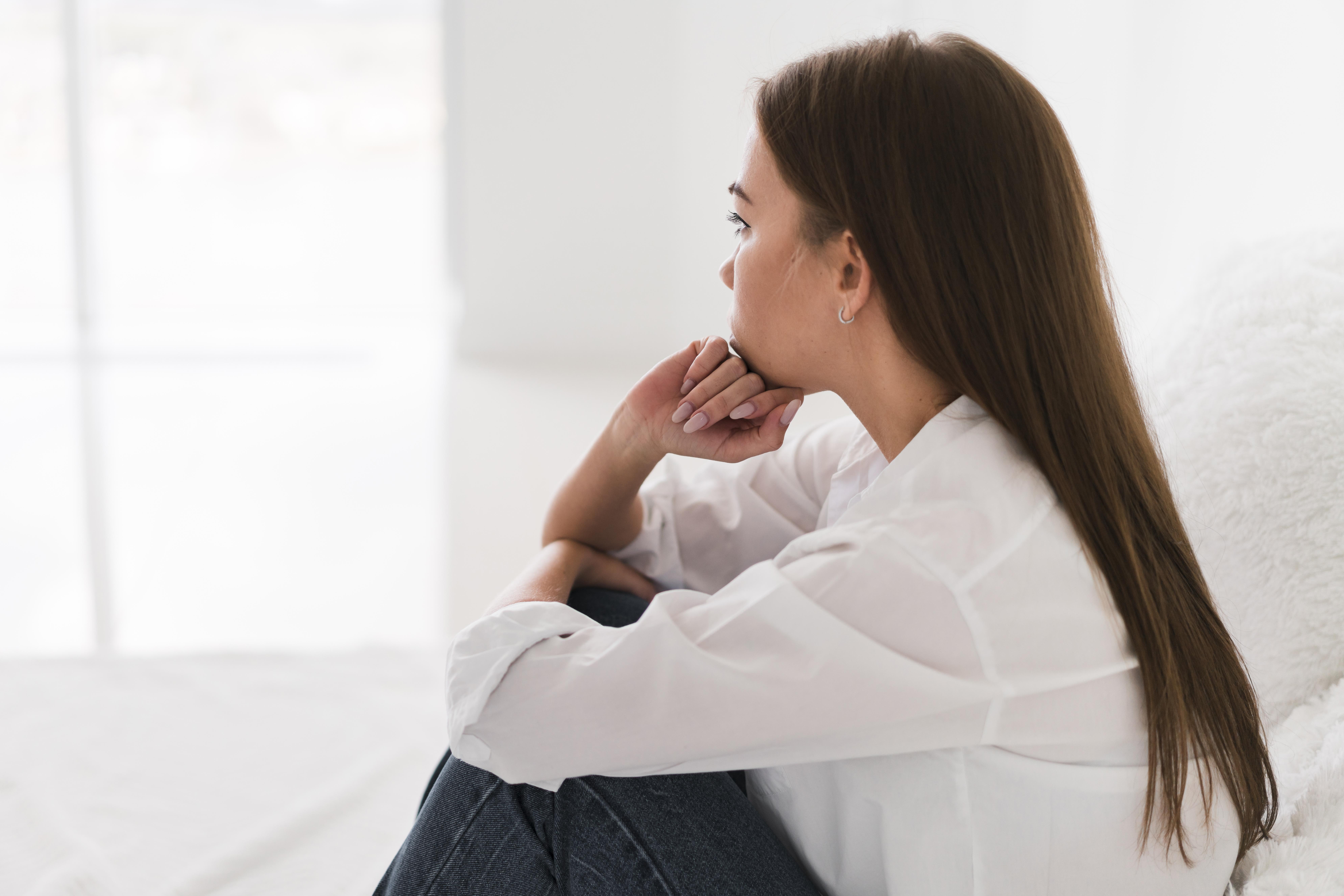 Por que você se sente perdida mesmo tendo tudo? Entenda o que está por trás dessa sensação